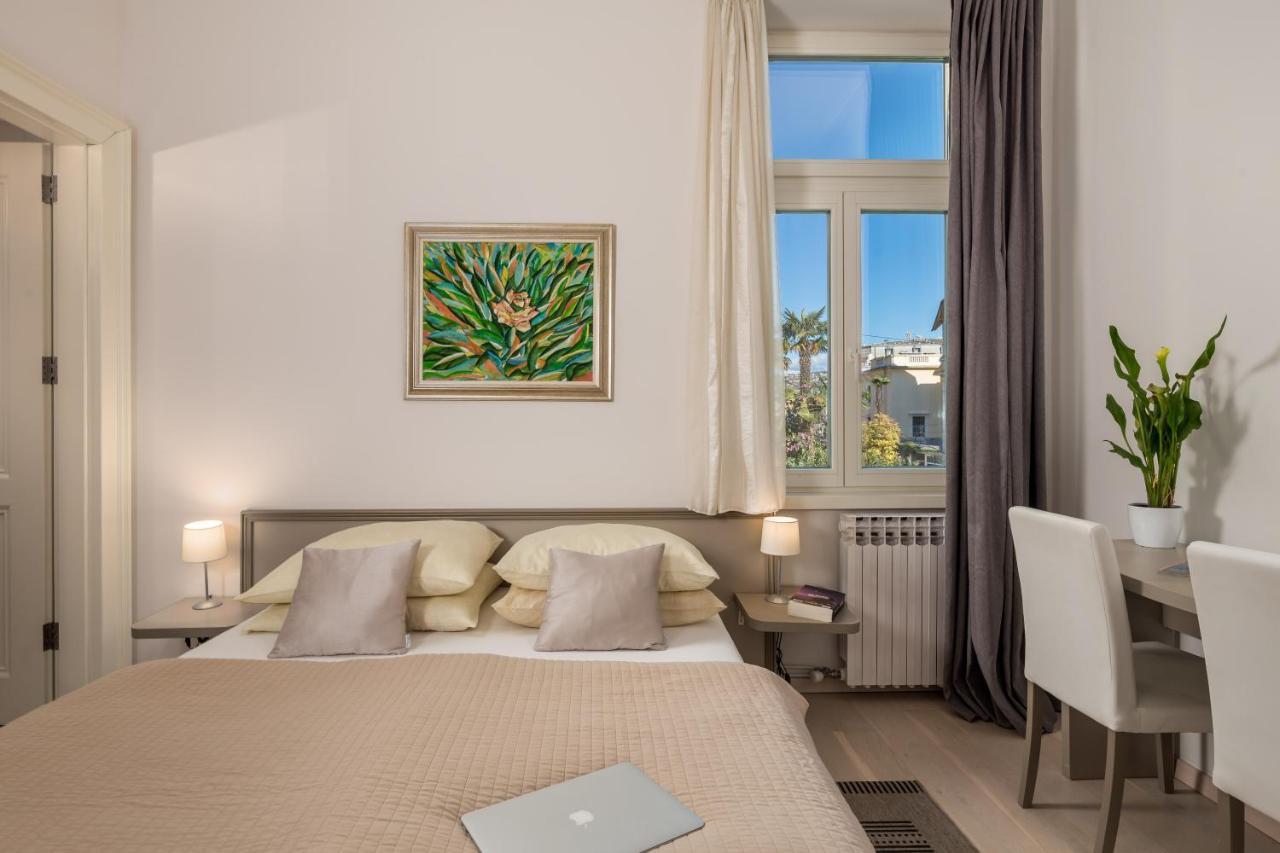 Villa Sokol Apartments Opatija Center Екстер'єр фото