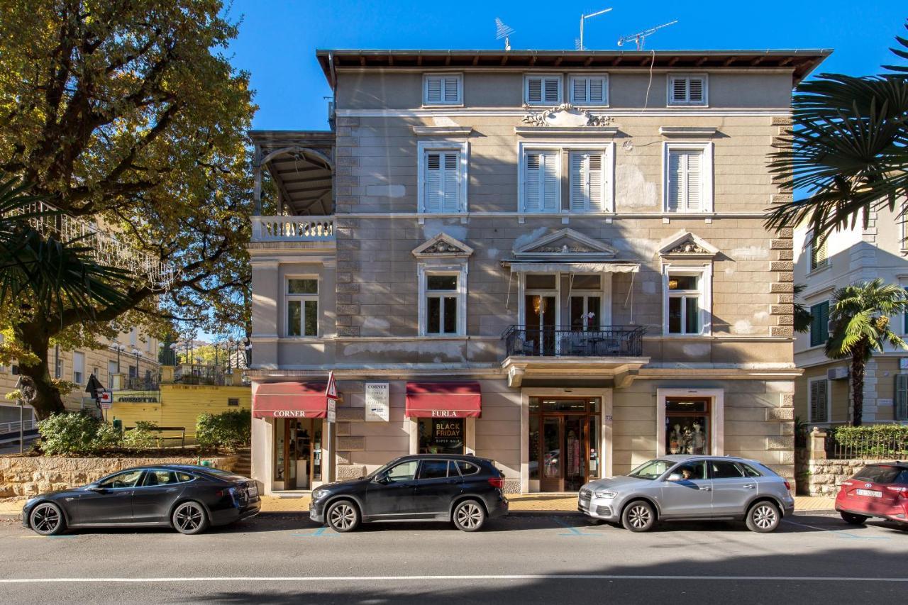 Villa Sokol Apartments Opatija Center Екстер'єр фото