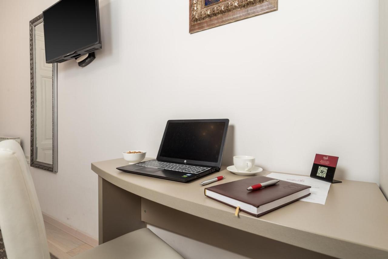 Villa Sokol Apartments Opatija Center Екстер'єр фото